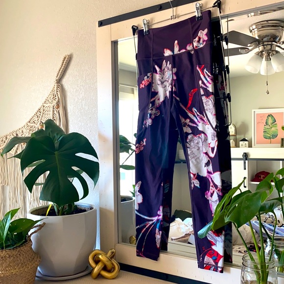 Athleta floral Leggings! - Picture 1 of 5